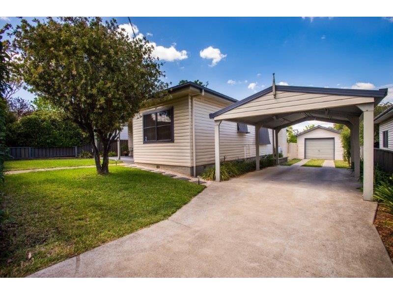 155 Piper Street, Tamworth NSW 2340