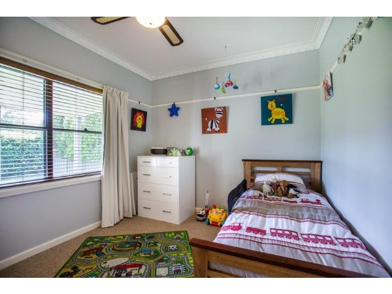 155 Piper Street, Tamworth NSW 2340