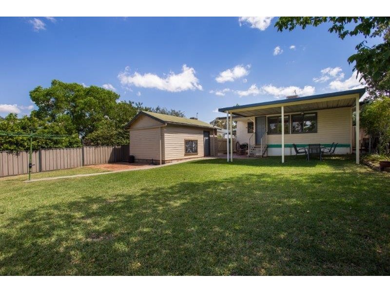 155 Piper Street, Tamworth NSW 2340