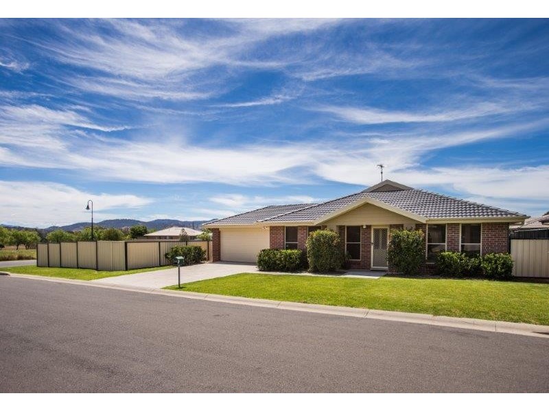 10 Rosella Avenue, Calala NSW 2340