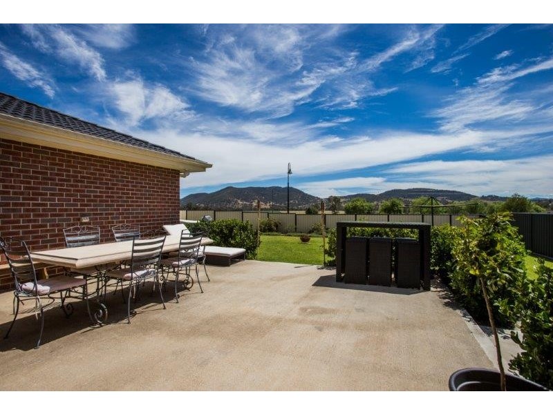 10 Rosella Avenue, Calala NSW 2340