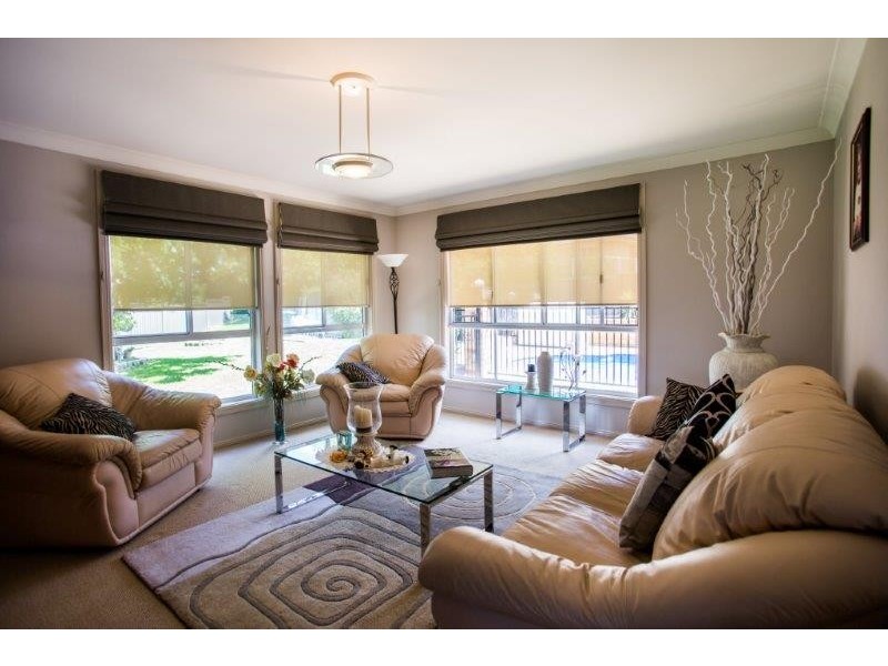 12 Korangi Place, Tamworth NSW 2340