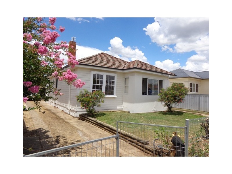 26 Hercules Street, Tamworth NSW 2340