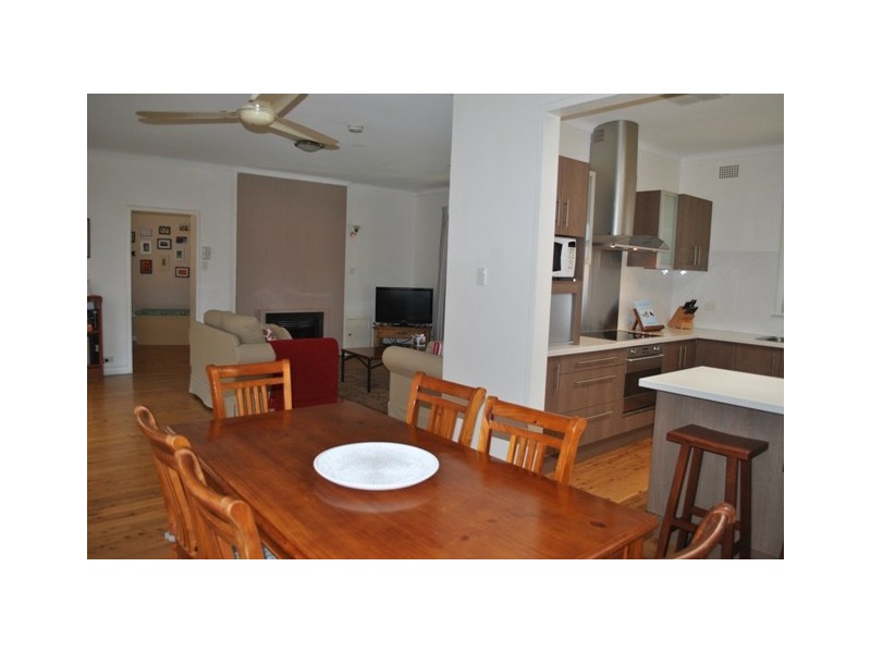 7 Burnside Ave, Tamworth NSW 2340