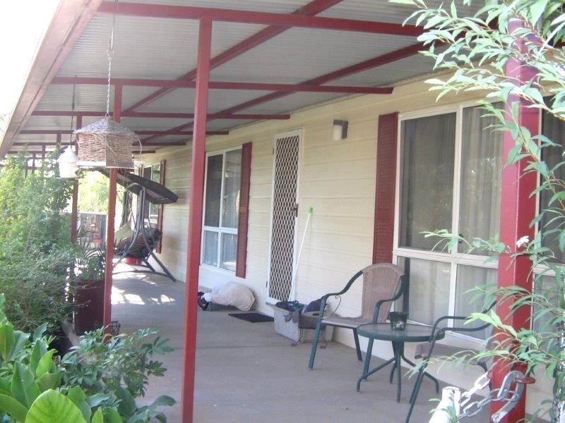 11 Inlet Road, Tamworth NSW 2340