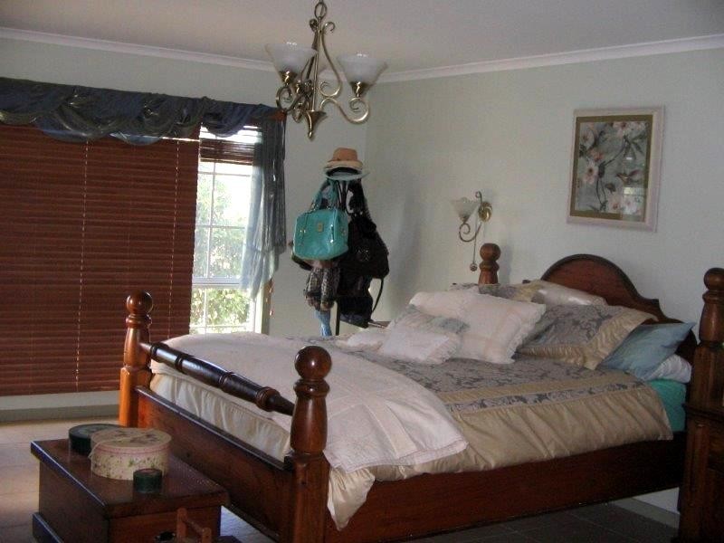 11 Inlet Road, Tamworth NSW 2340