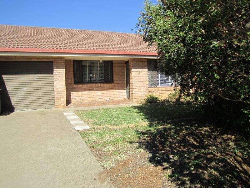 2/47-49 Susanne Street, Tamworth NSW 2340