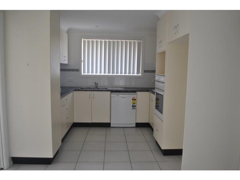 9A Baker Close, Tamworth NSW 2340