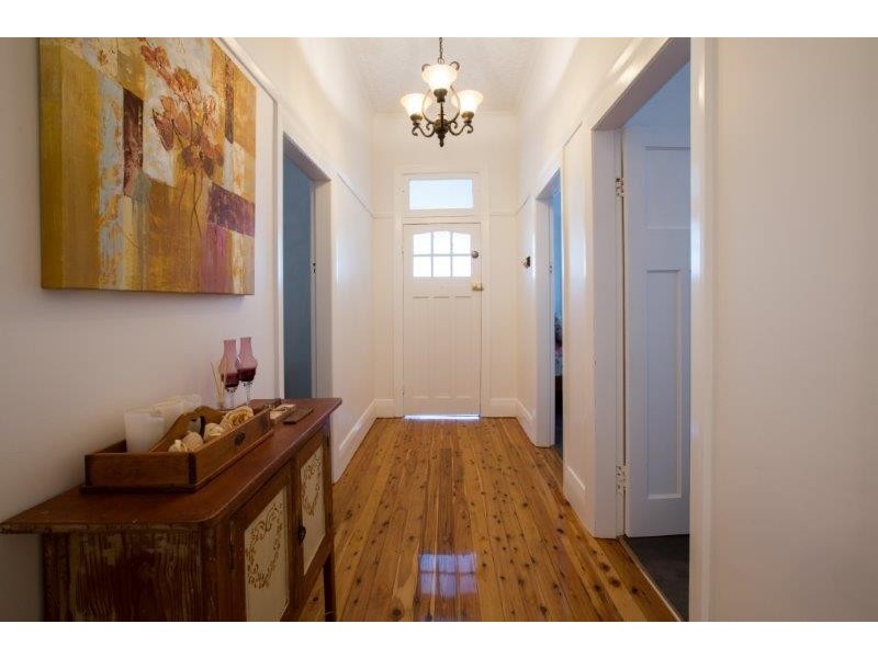 62 Carthage Street, Tamworth NSW 2340