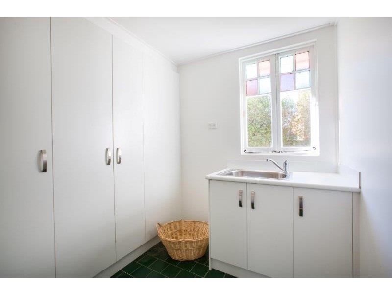 62 Carthage Street, Tamworth NSW 2340