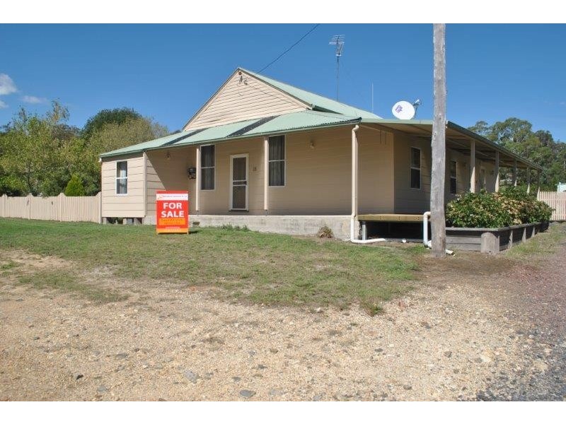 18 Healy Street, Niangala NSW 2354