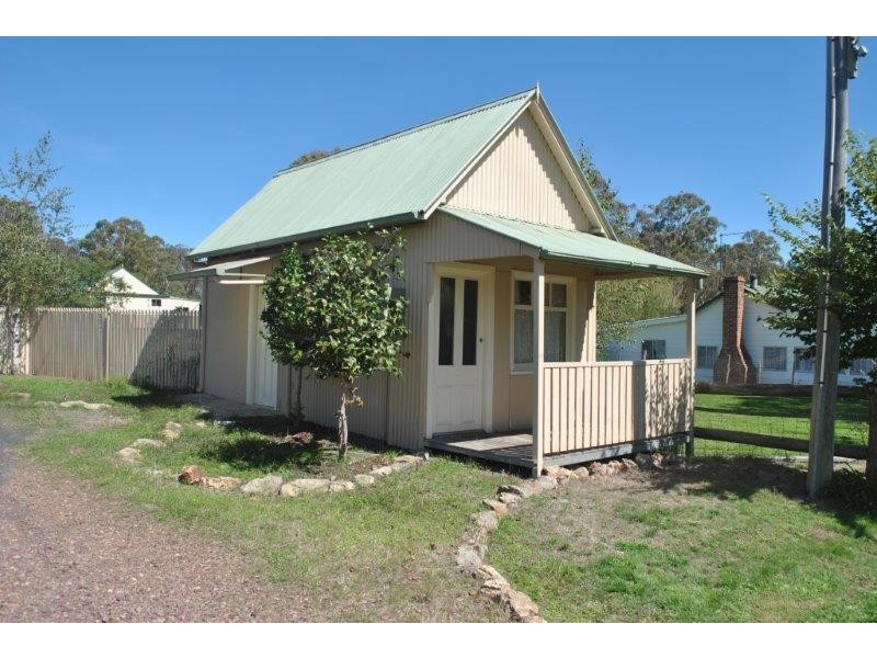 18 Healy Street, Niangala NSW 2354