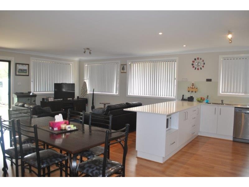 2 Mountain Gums Road, Calala NSW 2340