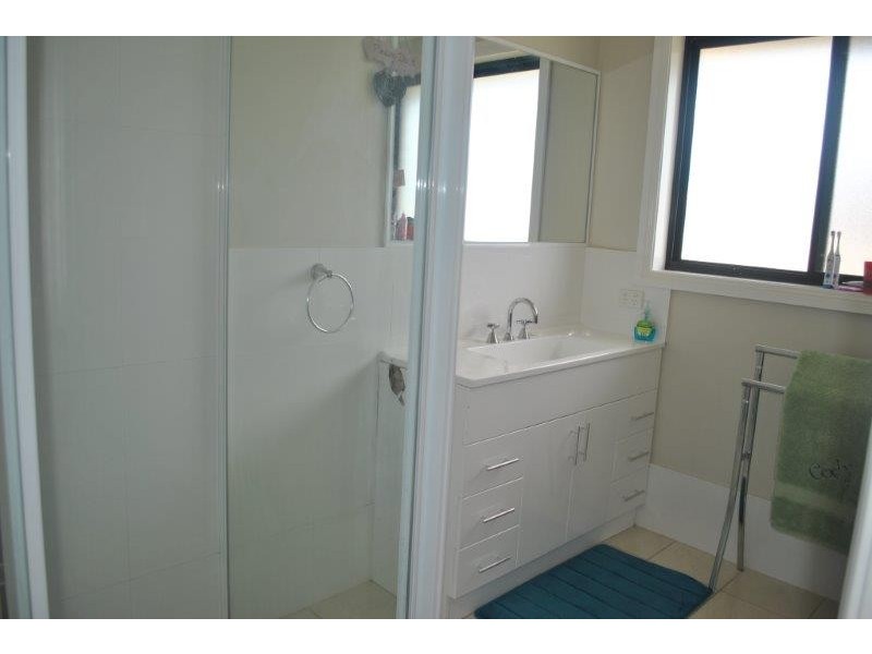 2 Mountain Gums Road, Calala NSW 2340