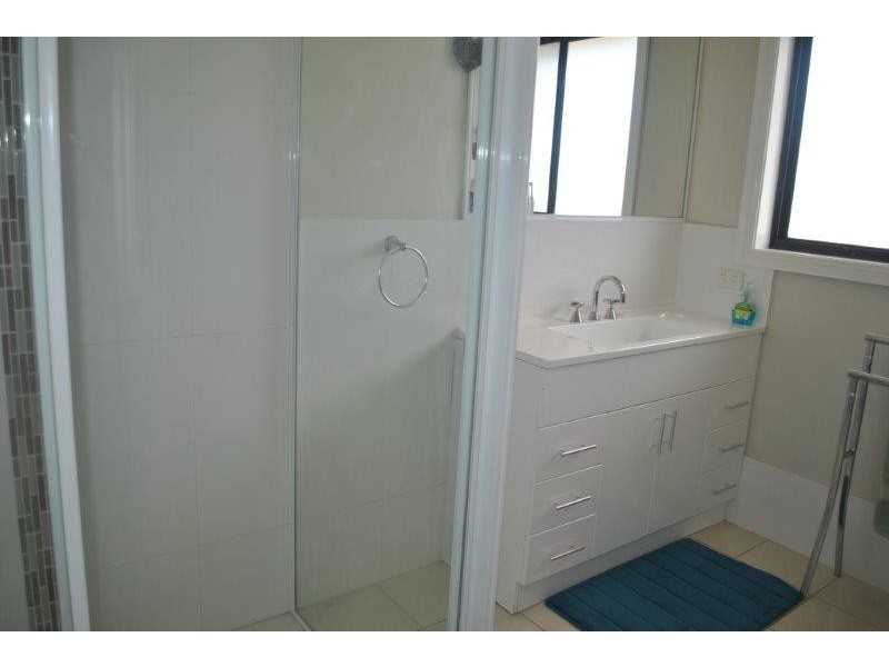 2 Mountain Gums Road, Calala NSW 2340