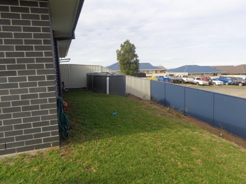 11 Kaputar Close, Tamworth NSW 2340