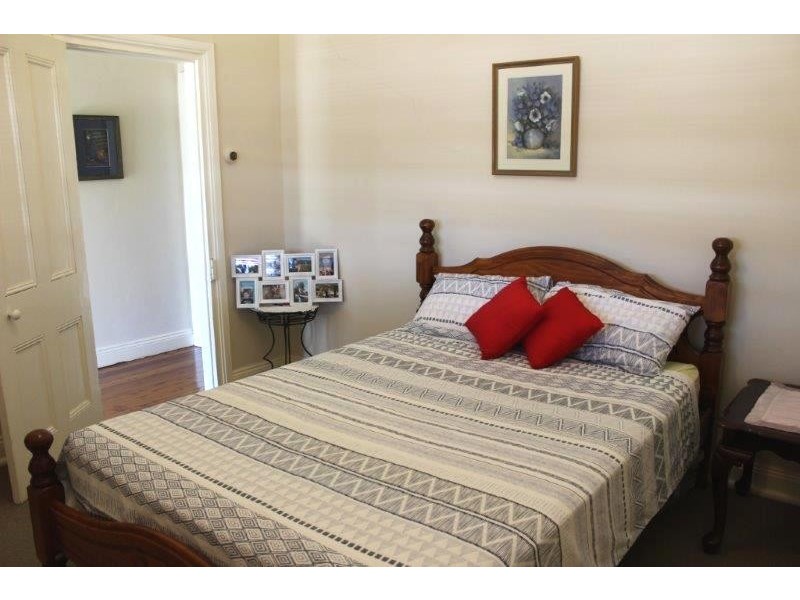 65 Denne Street, Tamworth NSW 2340
