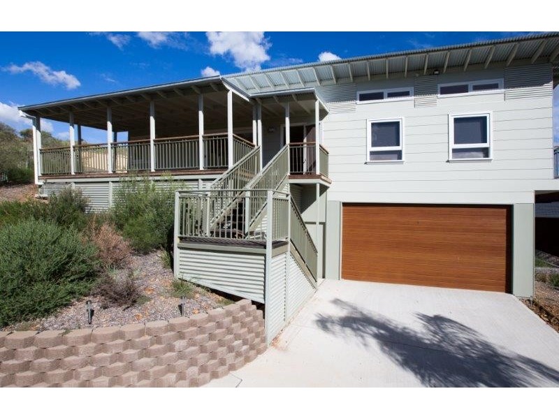 51 Yarmouth Parade, Tamworth NSW 2340