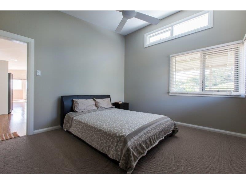 51 Yarmouth Parade, Tamworth NSW 2340