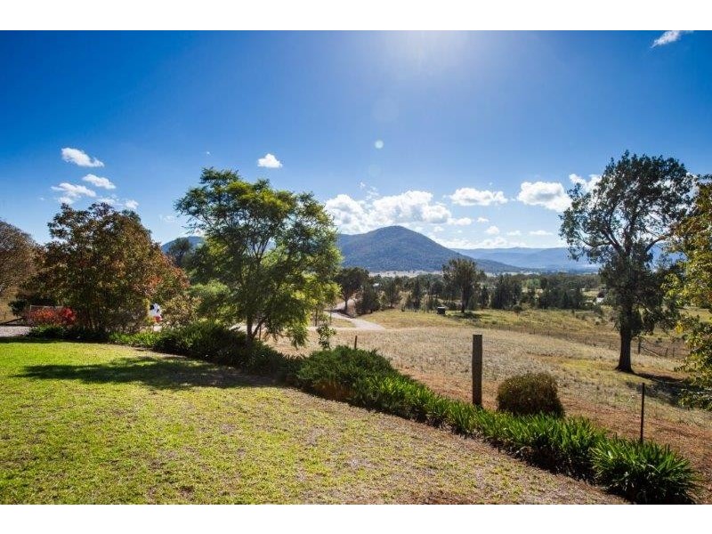 31 Leehy Court, Tamworth NSW 2340