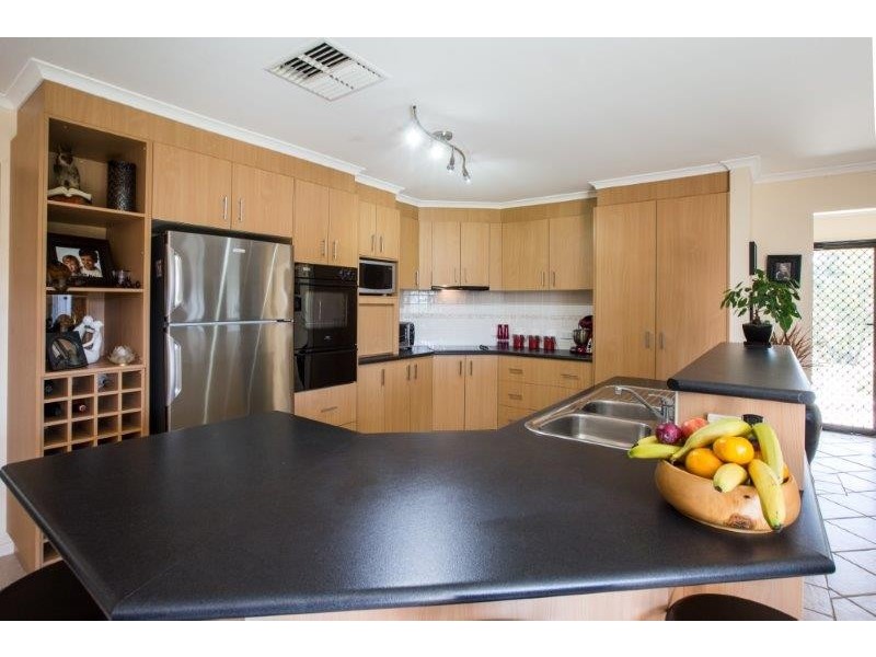31 Leehy Court, Tamworth NSW 2340