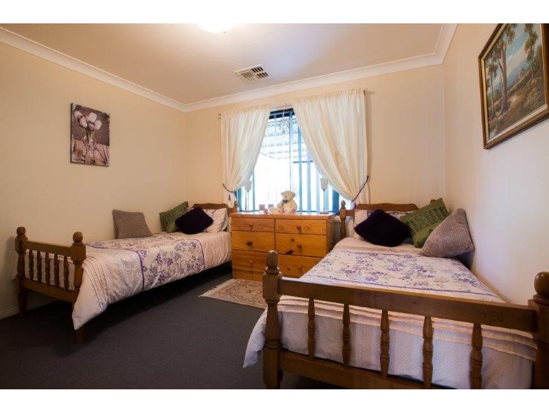 31 Leehy Court, Tamworth NSW 2340