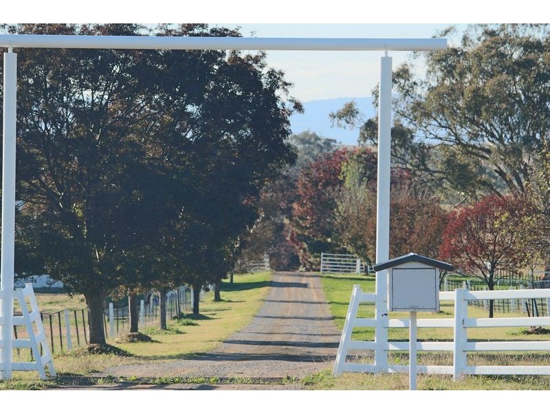 “Hillcrest” Gowrie Road, Tamworth NSW 2340