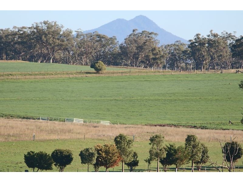 “Hillcrest” Gowrie Road, Tamworth NSW 2340