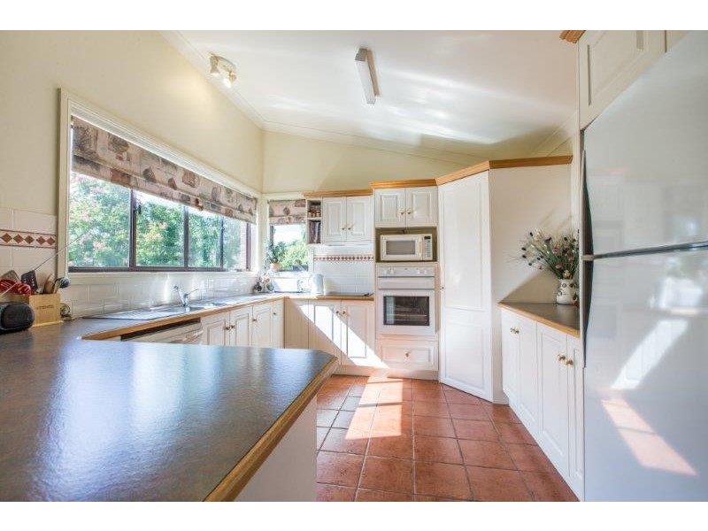 3 Gouldian Way, Tamworth NSW 2340