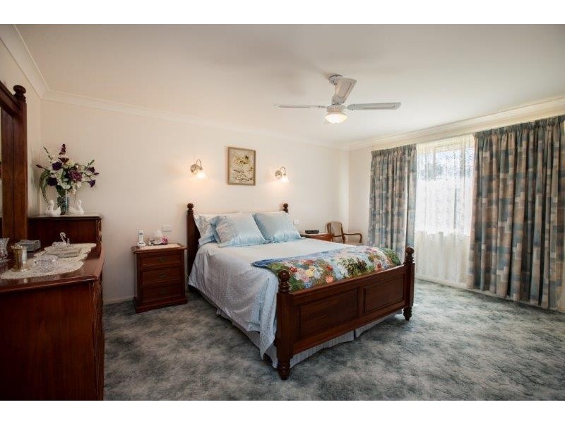 34 Garden Street, Kootingal NSW 2352