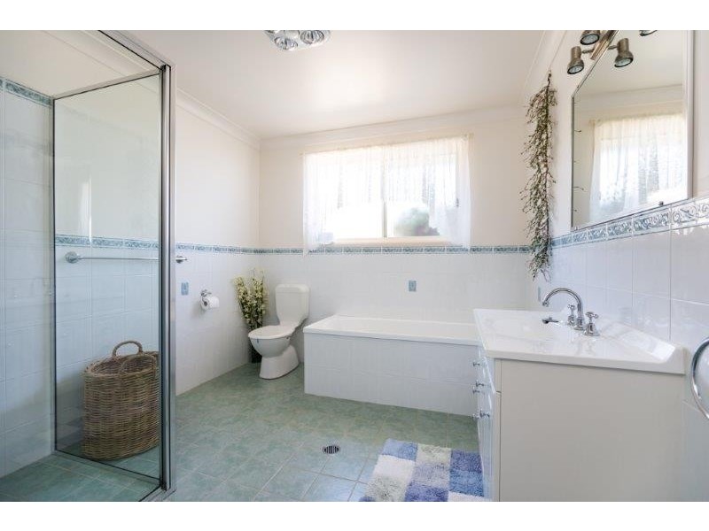 34 Garden Street, Kootingal NSW 2352