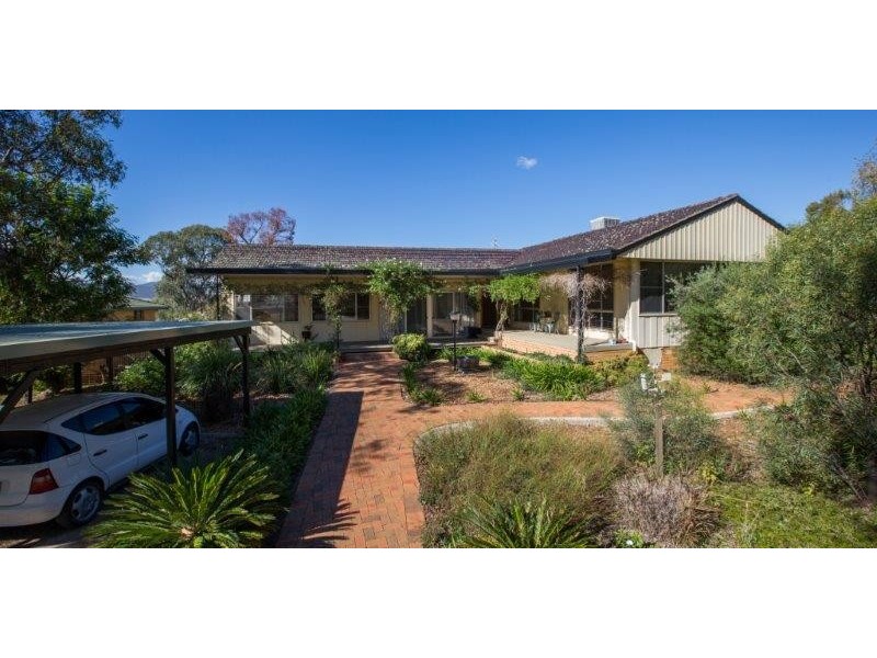 10 Darrell Road, Tamworth NSW 2340