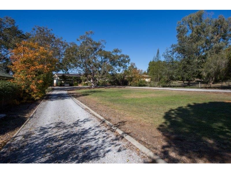 10 Darrell Road, Tamworth NSW 2340