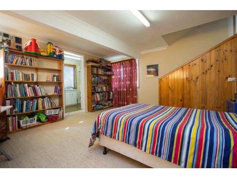 10 Darrell Road, Tamworth NSW 2340