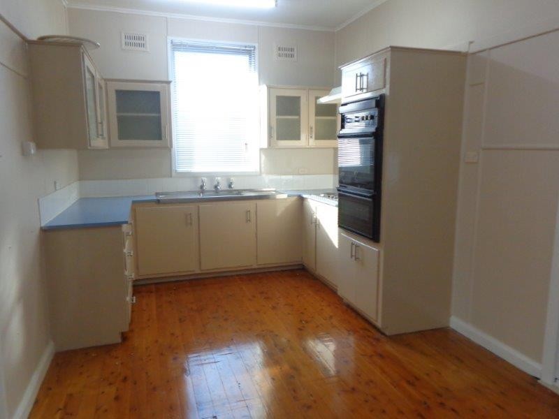 17 Bruce Street, Tamworth NSW 2340