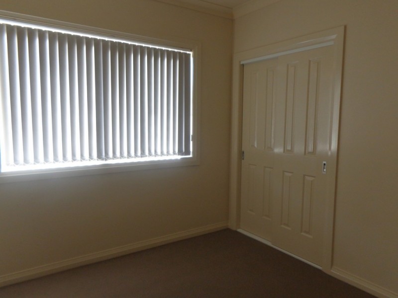 1/8 Lindon Crescent, Kootingal NSW 2352