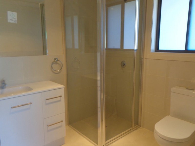 2/8 Lindon Cresent, Kootingal NSW 2352