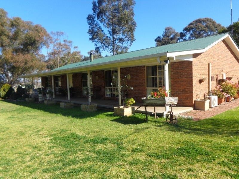 91 Martins Lane, Tamworth NSW 2340