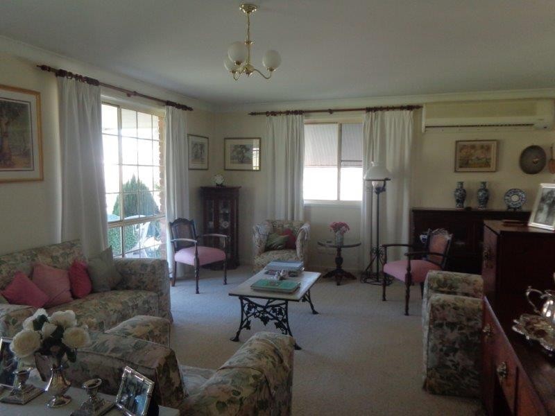 91 Martins Lane, Tamworth NSW 2340