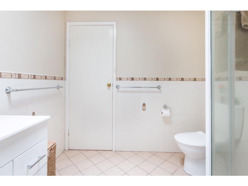 43 Valley Drive, Tamworth NSW 2340