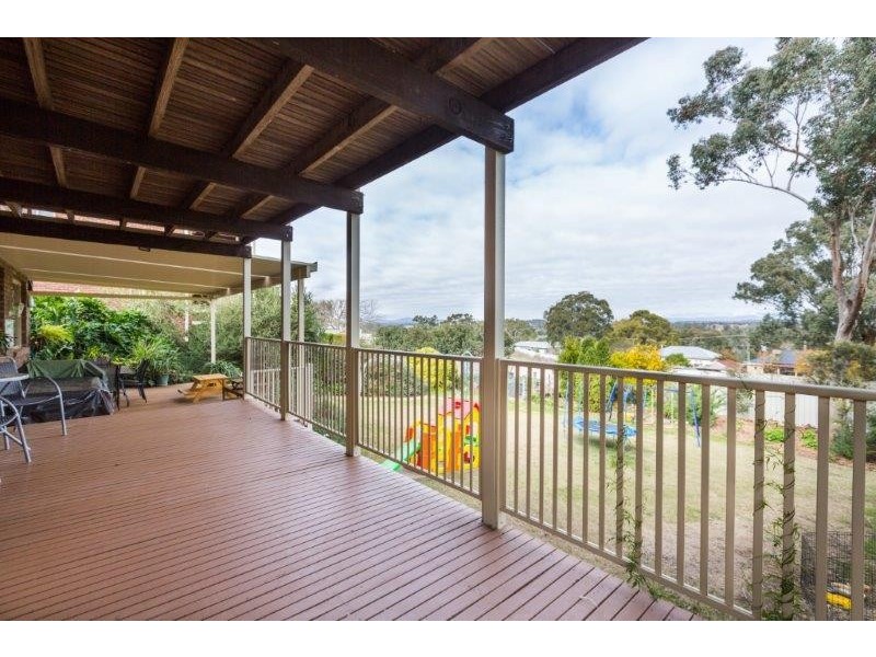 43 Valley Drive, Tamworth NSW 2340