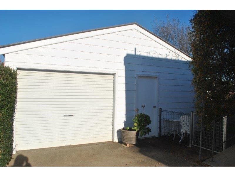 125 Rawson Avenue, Tamworth NSW 2340