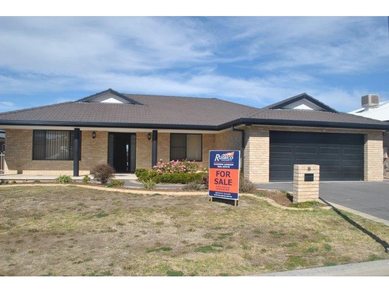 8 Kalinda Place, Tamworth NSW 2340