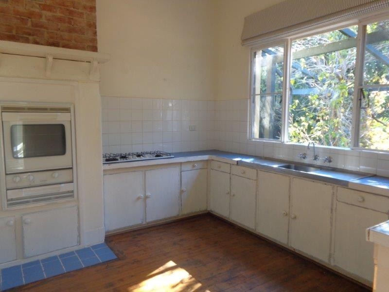 120 Carthage Street, Tamworth NSW 2340