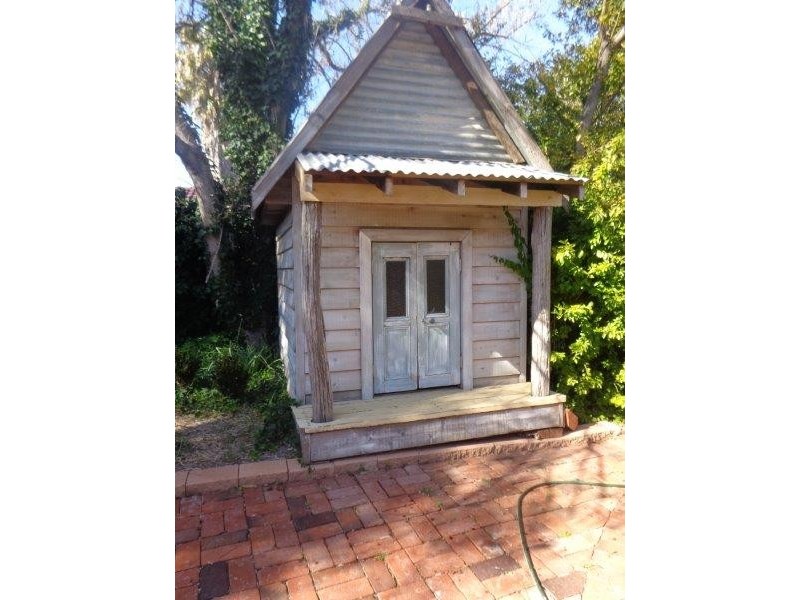 120 Carthage Street, Tamworth NSW 2340