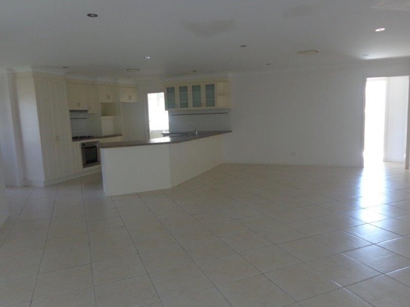 15 Garden Street, Kootingal NSW 2352