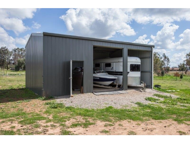 6 Edna Close, Tamworth NSW 2340