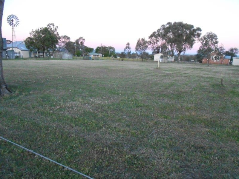 16 and 16A King Street, Duri NSW 2344