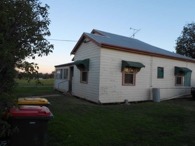 16 and 16A King Street, Duri NSW 2344