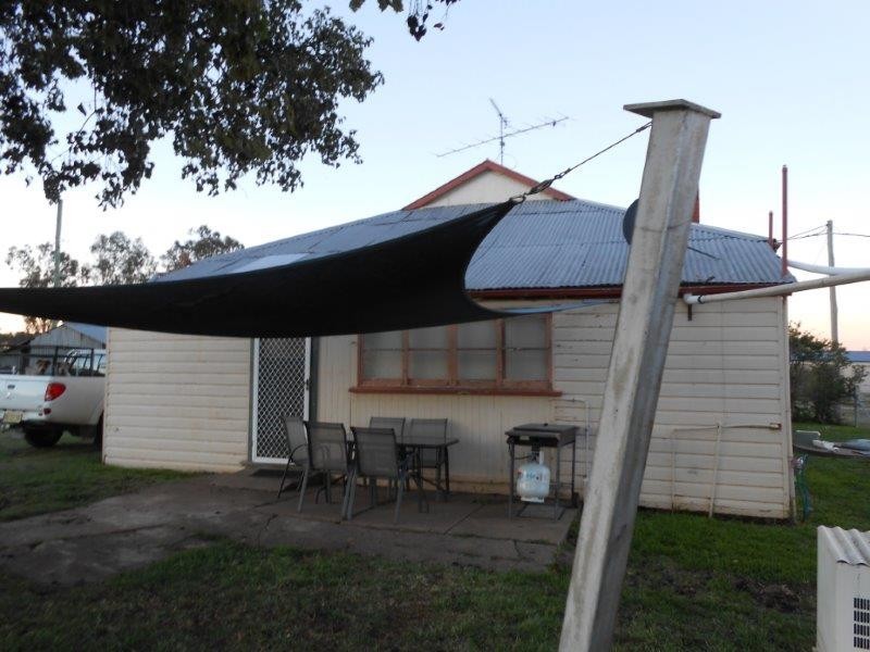 16 and 16A King Street, Duri NSW 2344